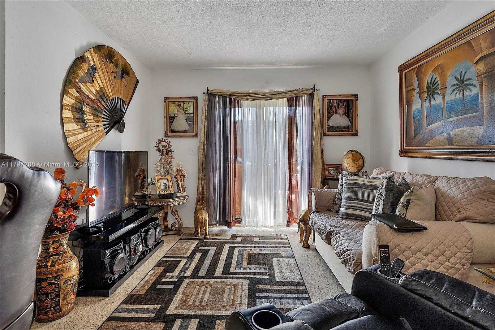 Small Image of 1361 SOUTH WEST 4TH ST, Miami Number 7