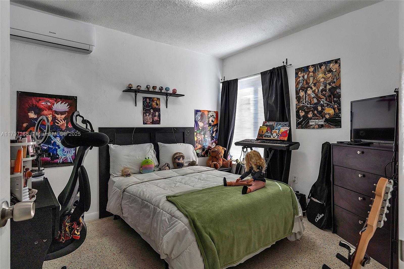 Small Image of 1361 SOUTH WEST 4TH ST, Miami Number 8