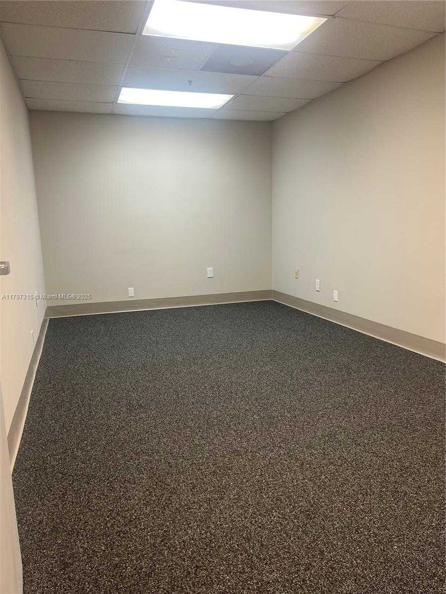 Small Image of 3450 NORTH WEST 115TH AVE, Doral Number 9