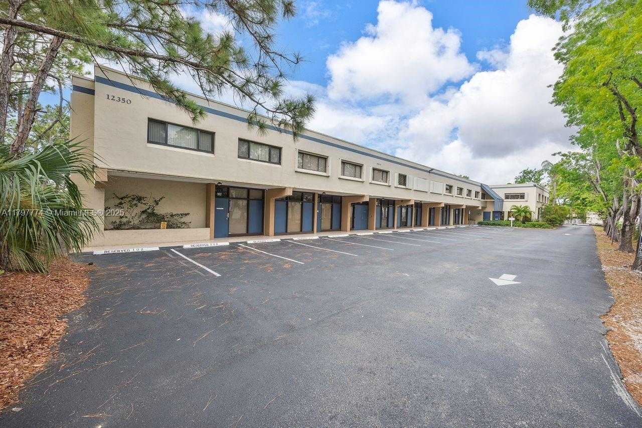 Small Image of 12350 SOUTH WEST 132ND CT #204, Miami Number 14