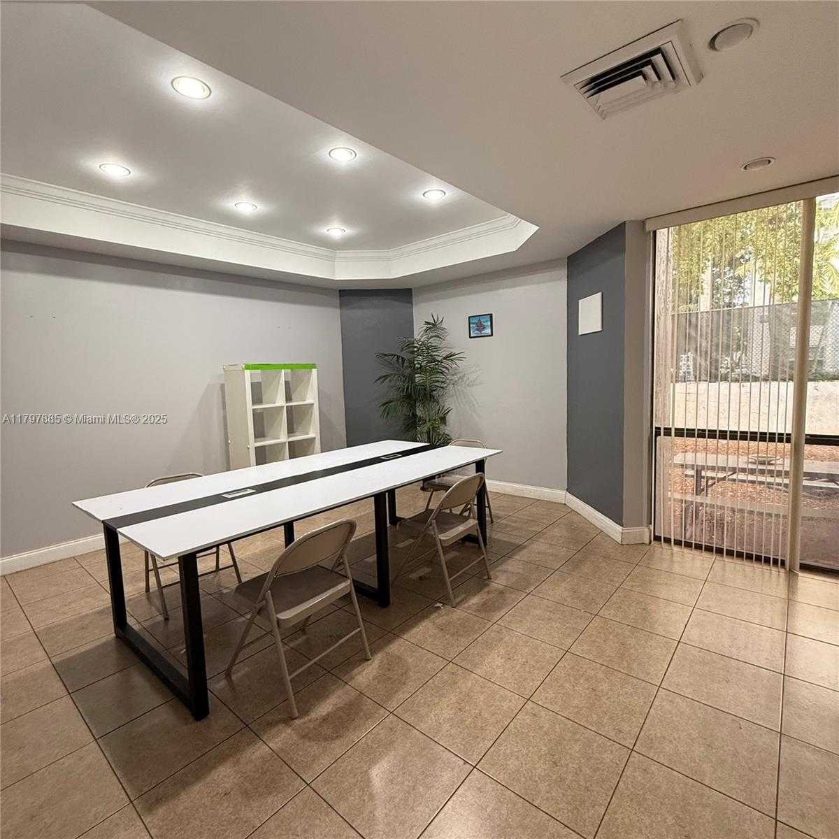 Small Image of 500 NORTH WEST 165TH ST RD #101, Miami Number 15