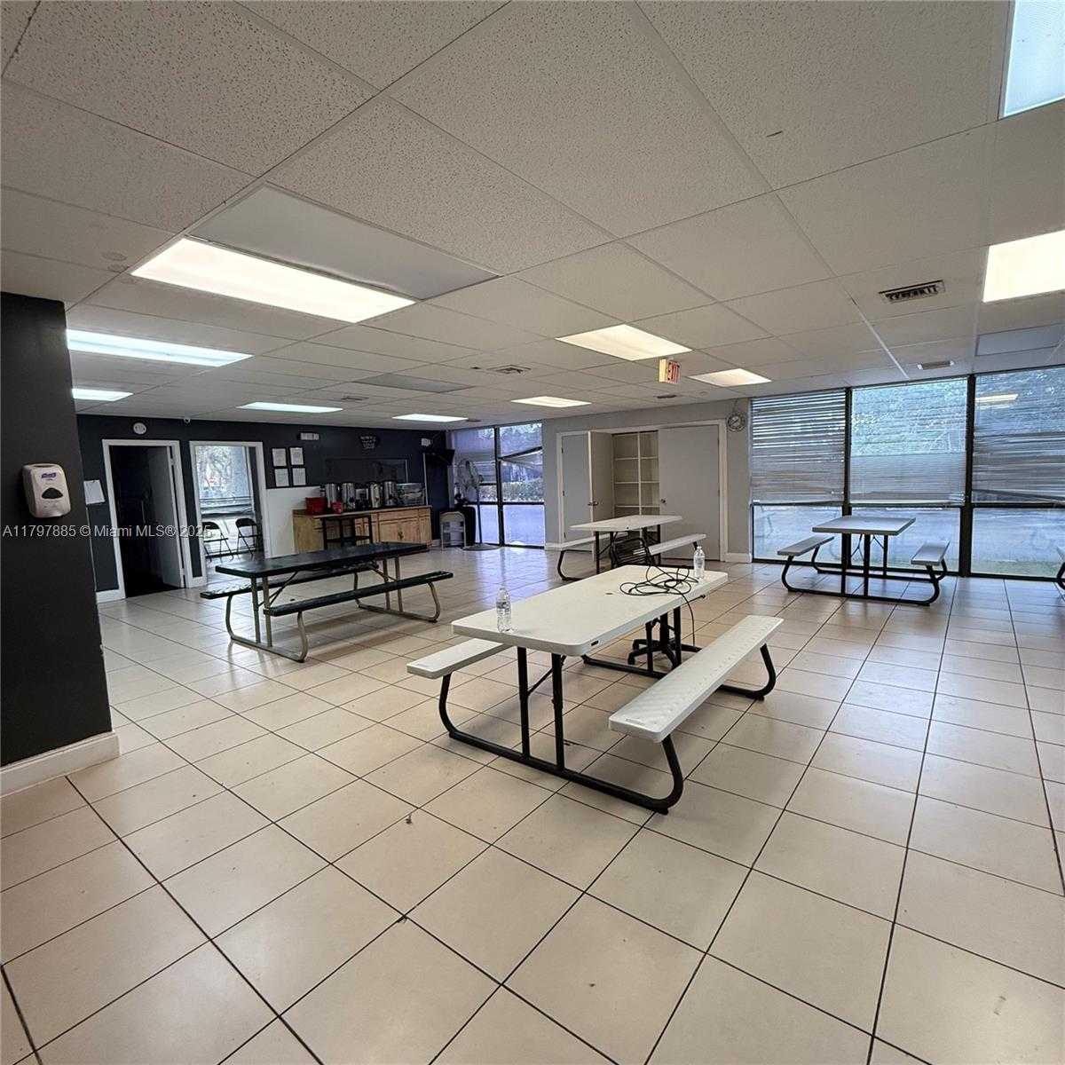 Small Image of 500 NORTH WEST 165TH ST RD #101, Miami Number 8