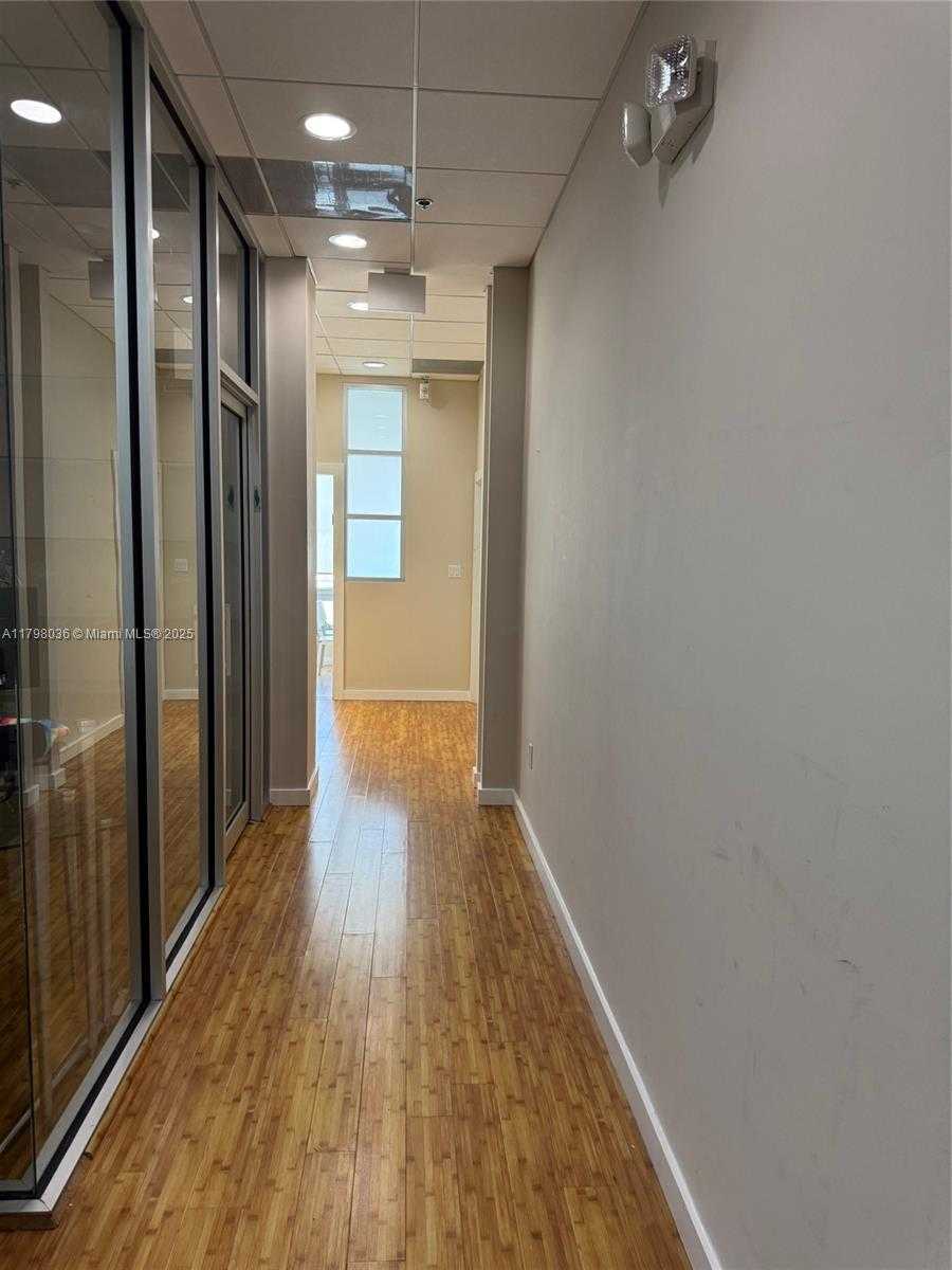 Small Image of 20900 NORTH EAST 30TH AVE #503, Aventura Number 21