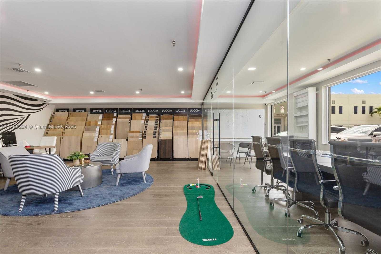 Small Image of 1200 SOUTH ROGERS CIR #9, Boca Raton Number 26