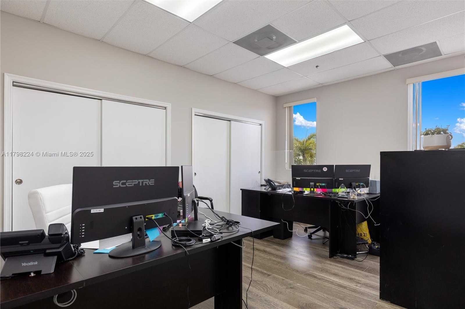 Small Image of 1200 SOUTH ROGERS CIR #9, Boca Raton Number 30