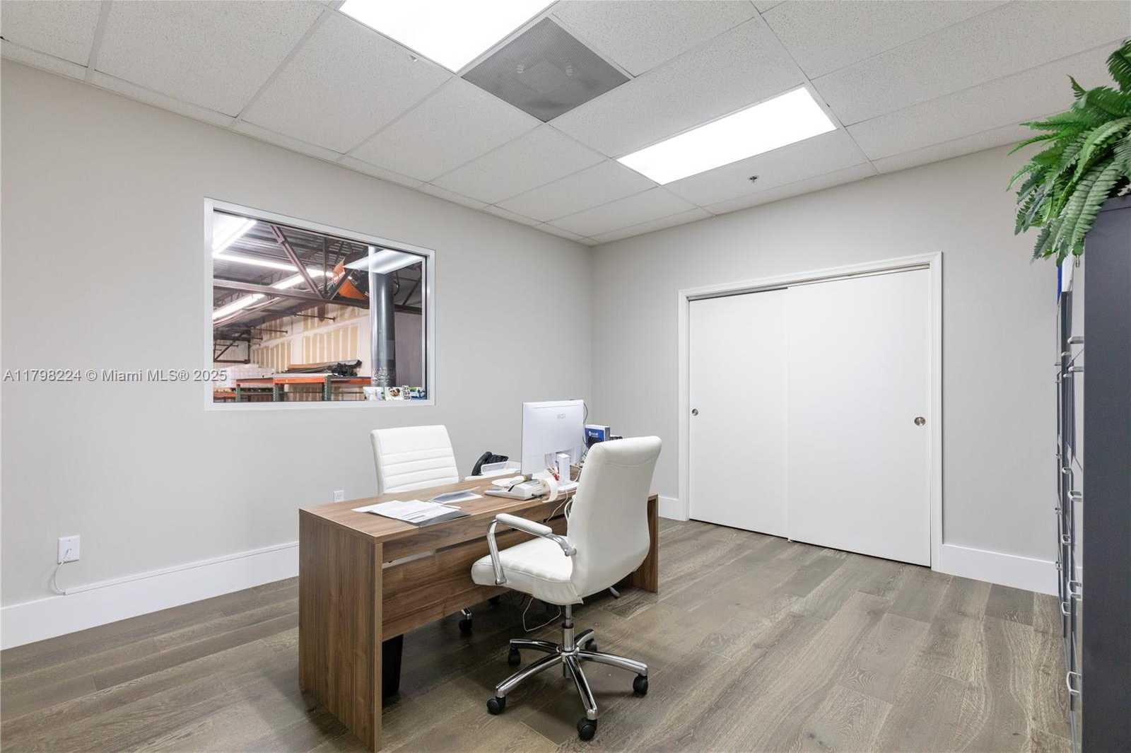 Small Image of 1200 SOUTH ROGERS CIR #9, Boca Raton Number 36