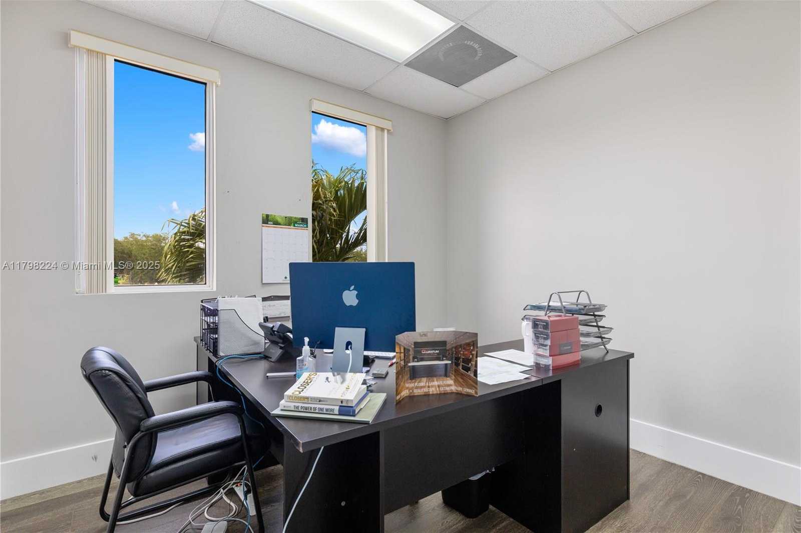 Small Image of 1200 SOUTH ROGERS CIR #9, Boca Raton Number 39