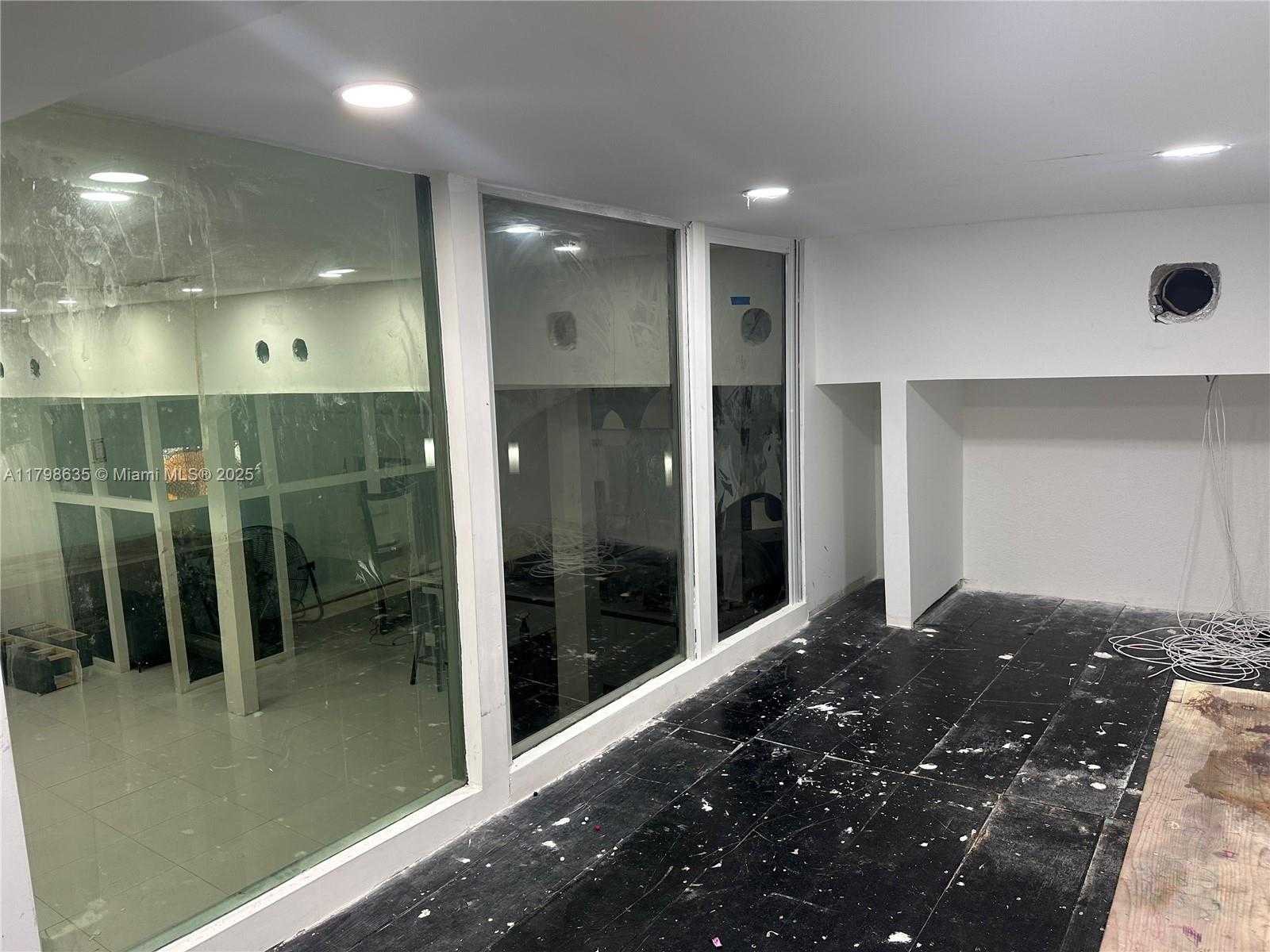 Small Image of 360 NORTH WEST 71ST ST, Miami Number 8