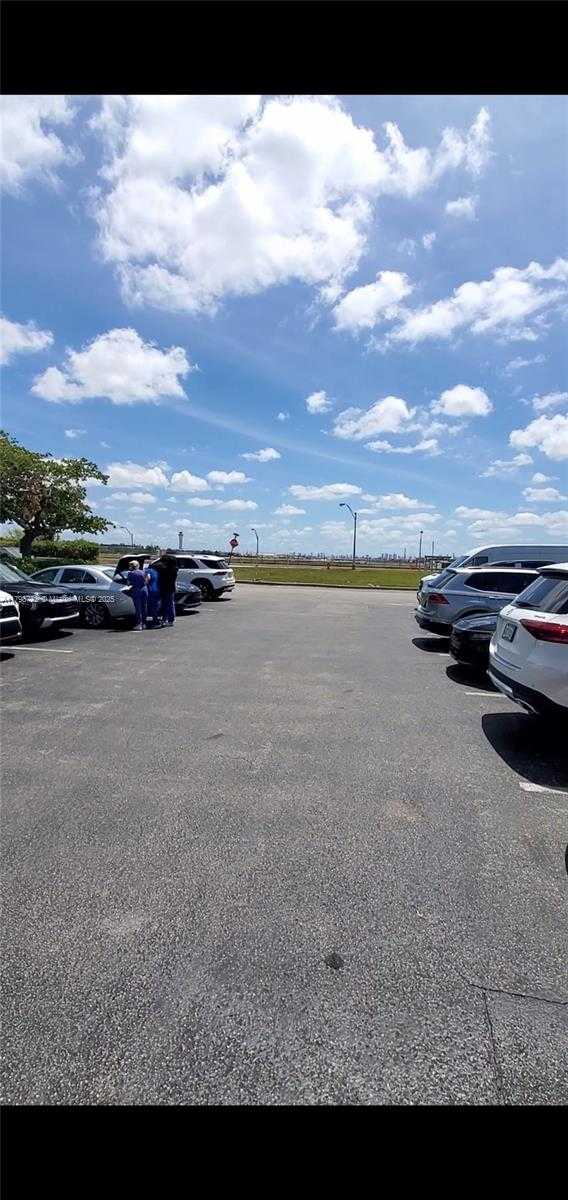 Small Image of 7570 NORTH WEST 14TH ST, Miami Number 14