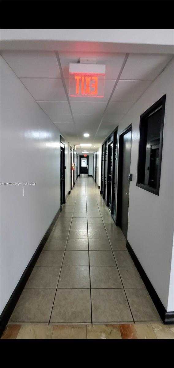 Small Image of 7570 NORTH WEST 14TH ST, Miami Number 17