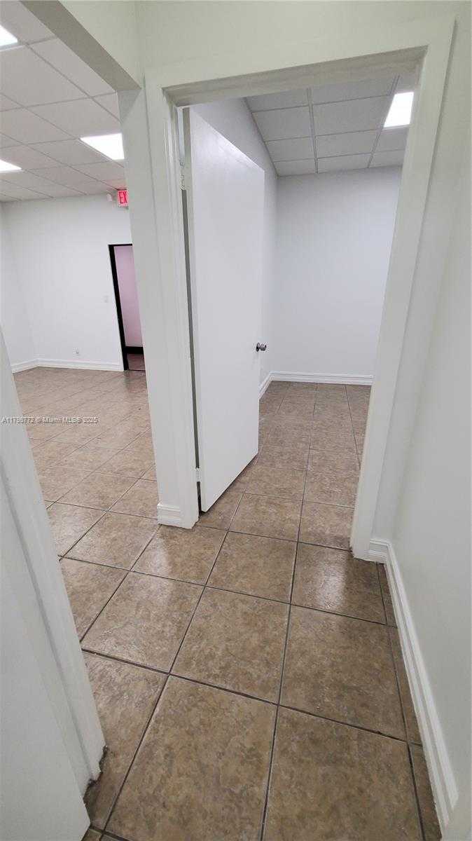 Small Image of 7570 NORTH WEST 14TH ST, Miami Number 9