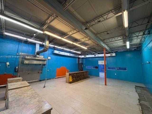 Small Image of 1120 EAST 25TH ST, Hialeah Number 5