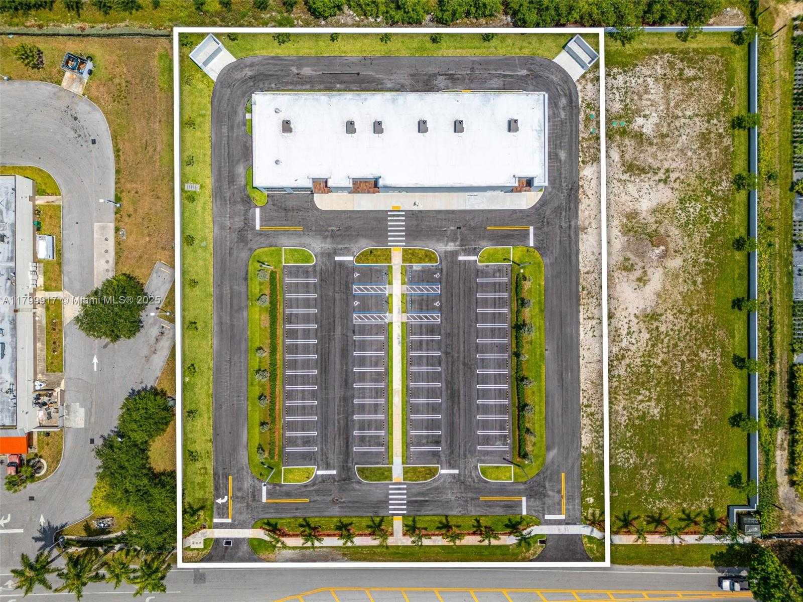 Small Image of 17651 SW 272nd St, Homestead, FL 33031, USA Number 21