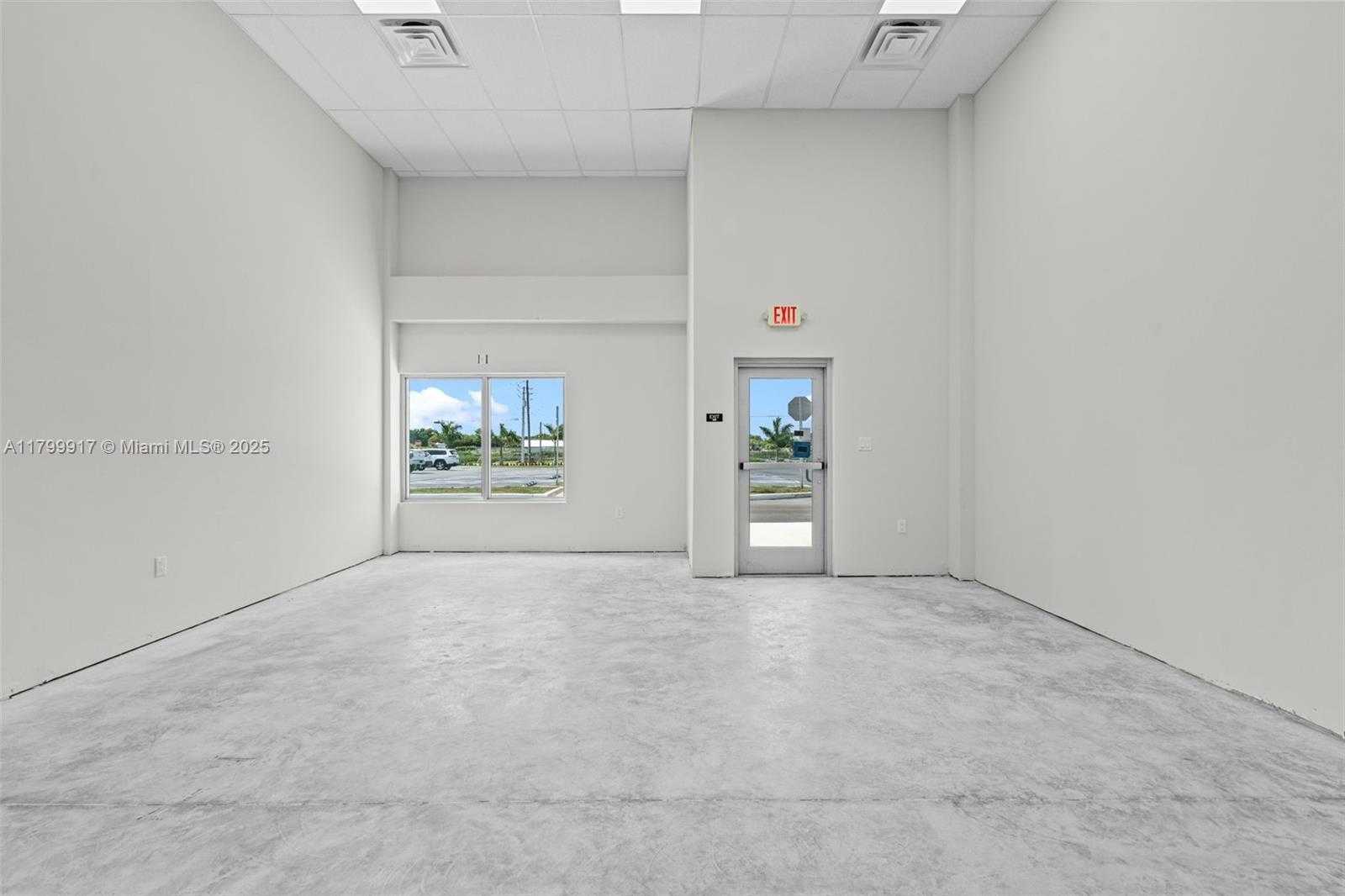 Small Image of 17651 SW 272nd St, Homestead, FL 33031, USA Number 9