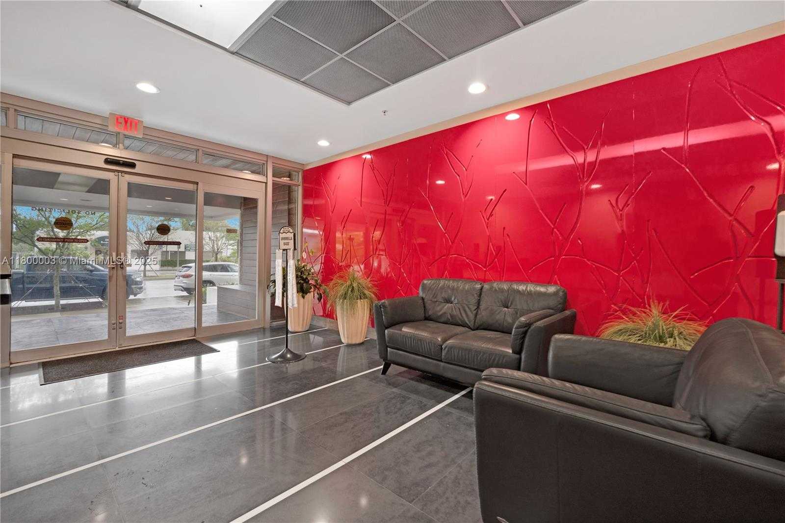 Small Image of 2450 NORTH HOLLYWOOD BLVD #601, Hollywood Number 6