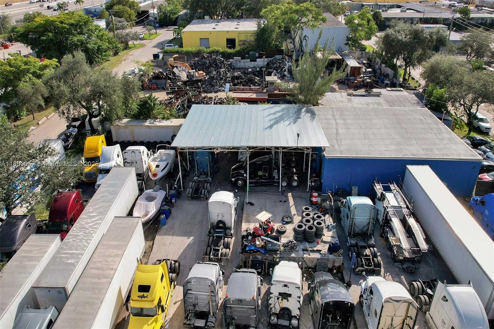 Small Image of 850 NORTH WEST 12TH TER, Pompano Beach Number 13