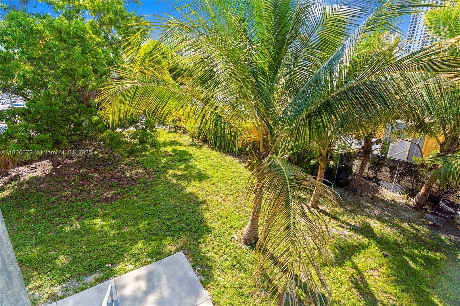 Small Image of 212 NORTH WEST 11TH ST, Miami Number 18