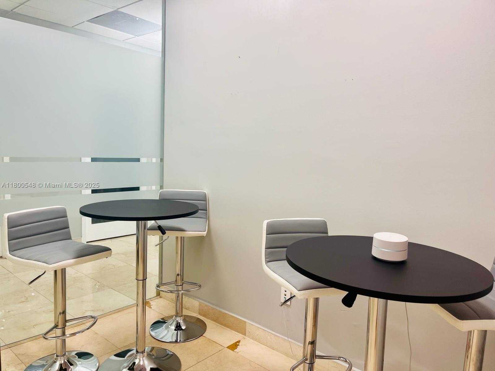 Small Image of 2333 BRICKELL AVE #D1, Miami Number 18