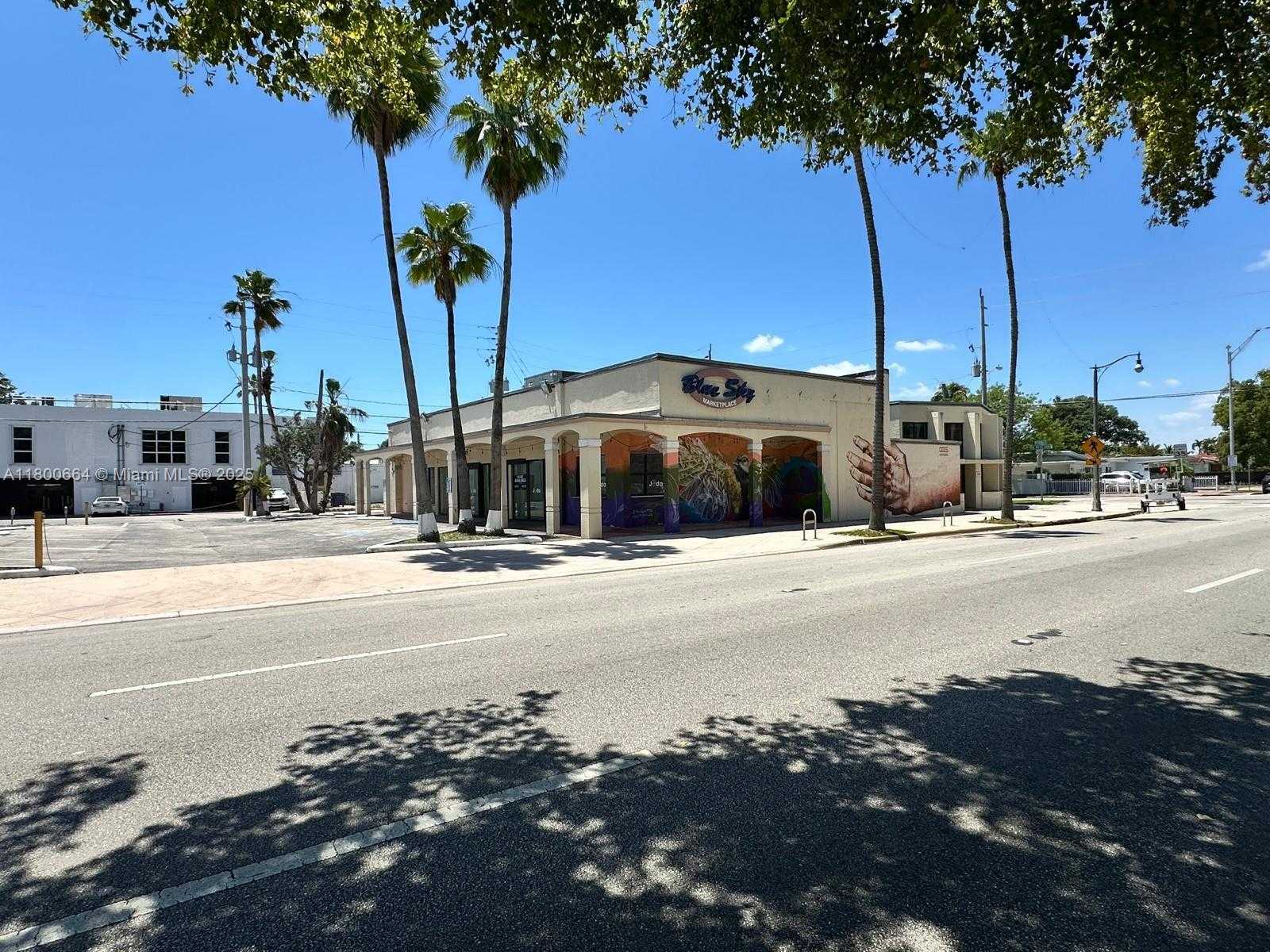 Small Image of 1250 NORMANDY DR, Miami Beach Number 2