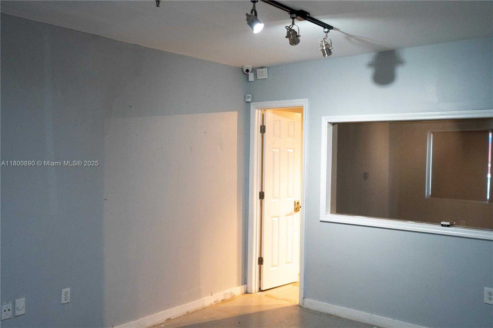 Small Image of 16300 SOUTH WEST 137TH AVE #119, Miami Number 48
