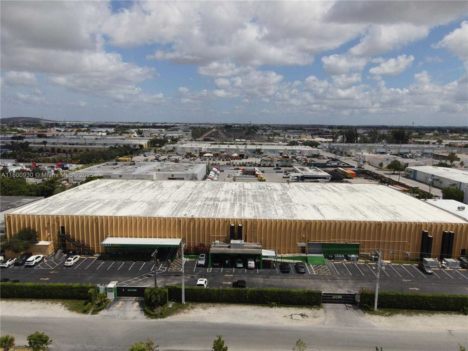 Small Image of 7355 NORTH WEST 41ST ST, Miami Number 30