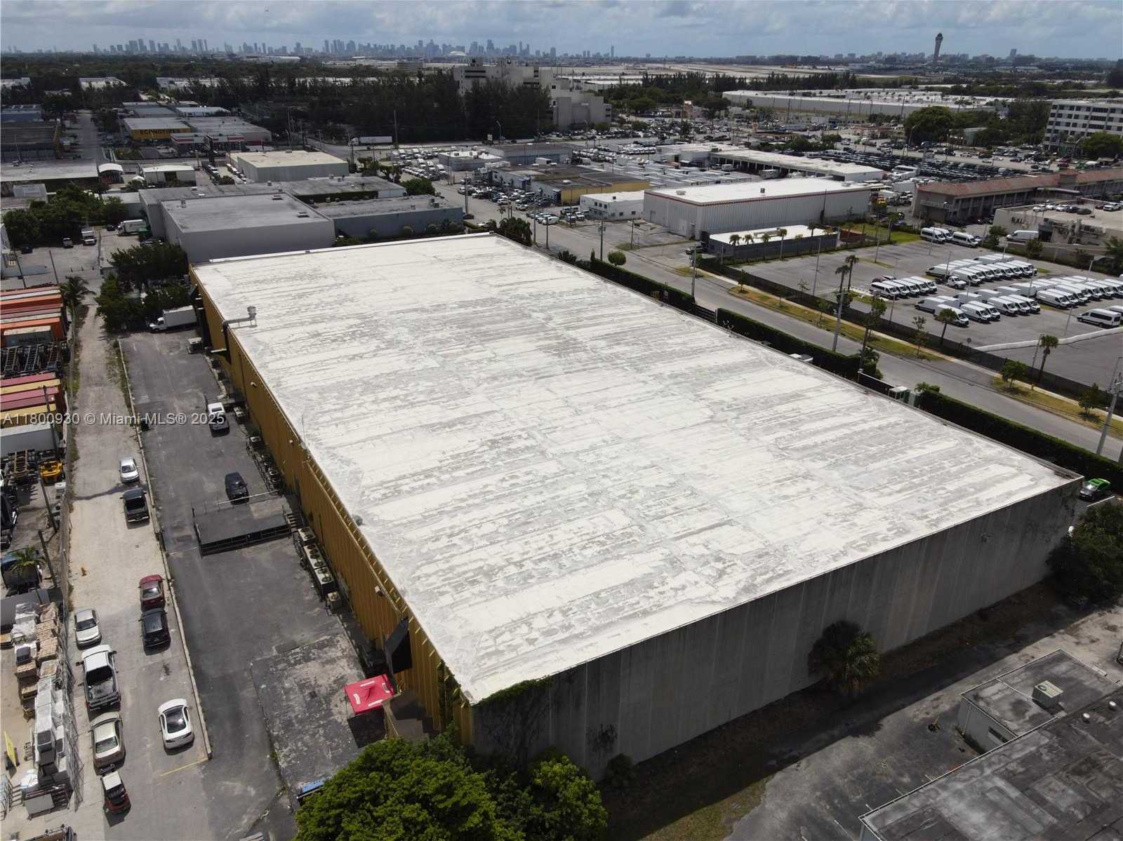 Small Image of 7355 NORTH WEST 41ST ST, Miami Number 33