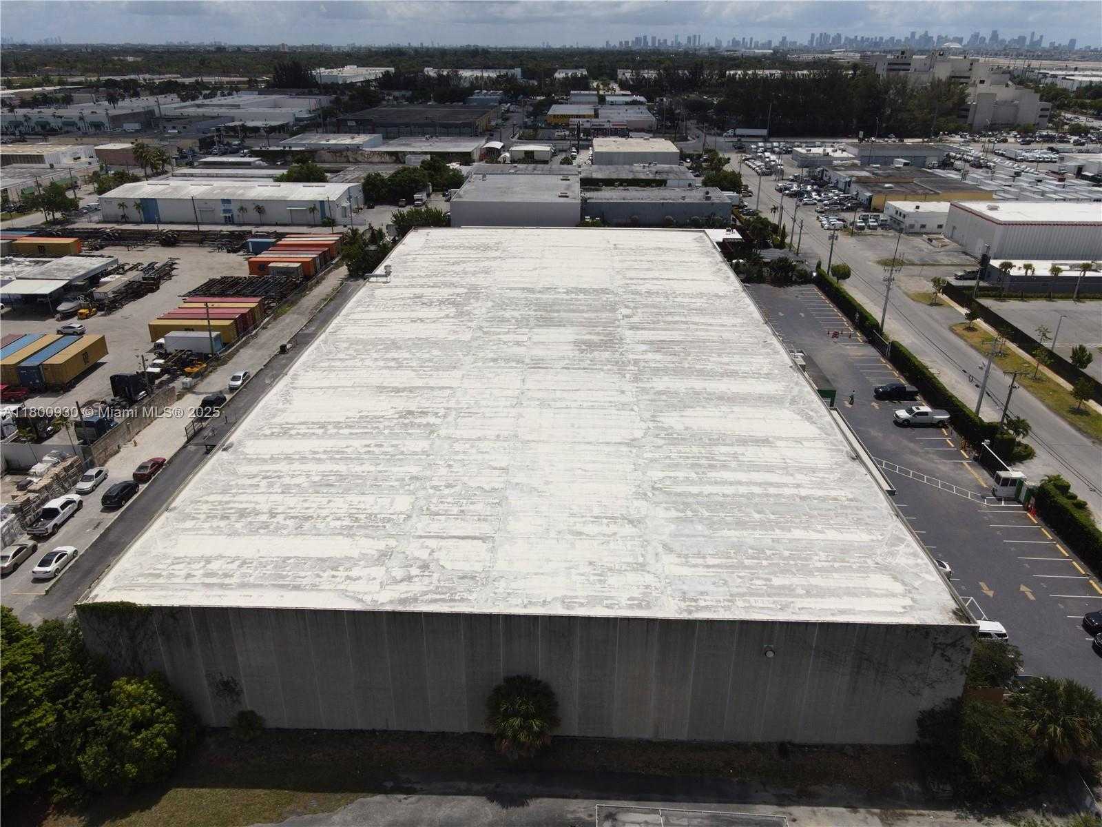 Small Image of 7355 NORTH WEST 41ST ST, Miami Number 34
