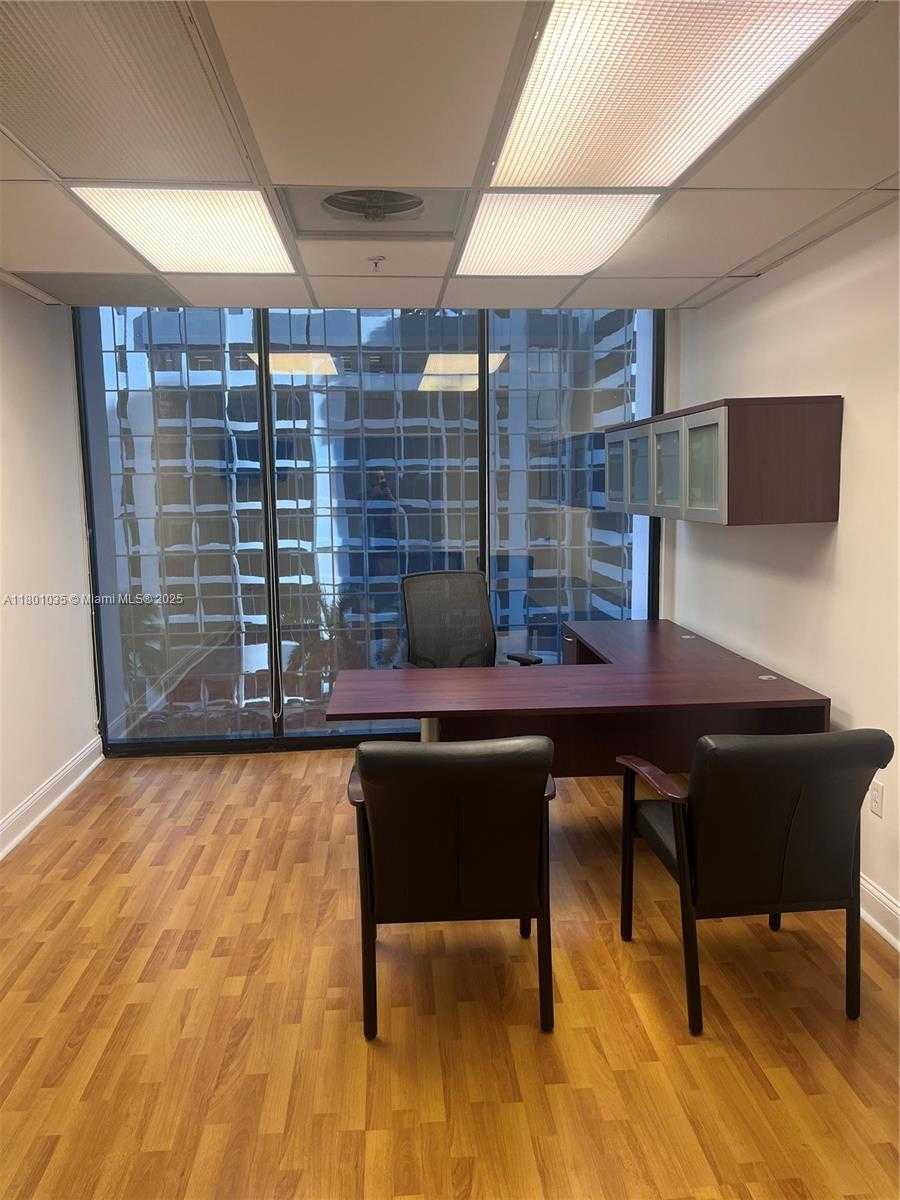 Small Image of 1110 BRICKELL AVE #605A, Miami Number 3