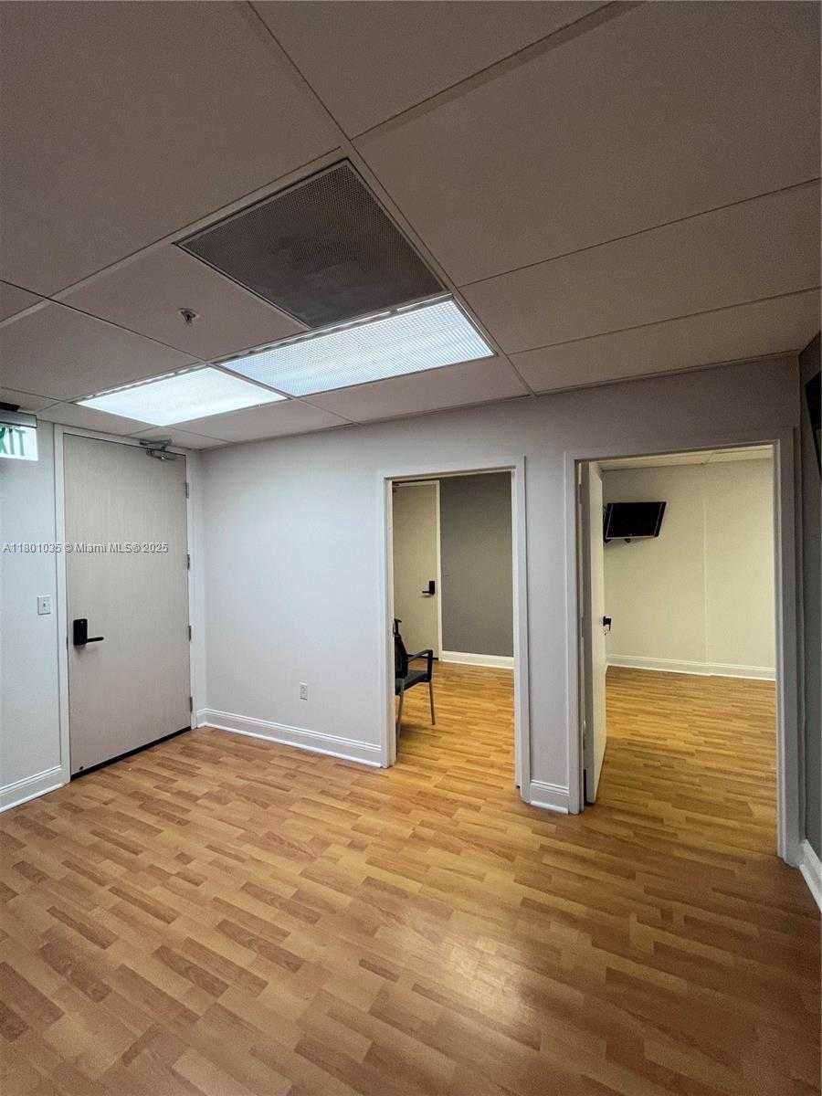 Small Image of 1110 BRICKELL AVE #605A, Miami Number 5