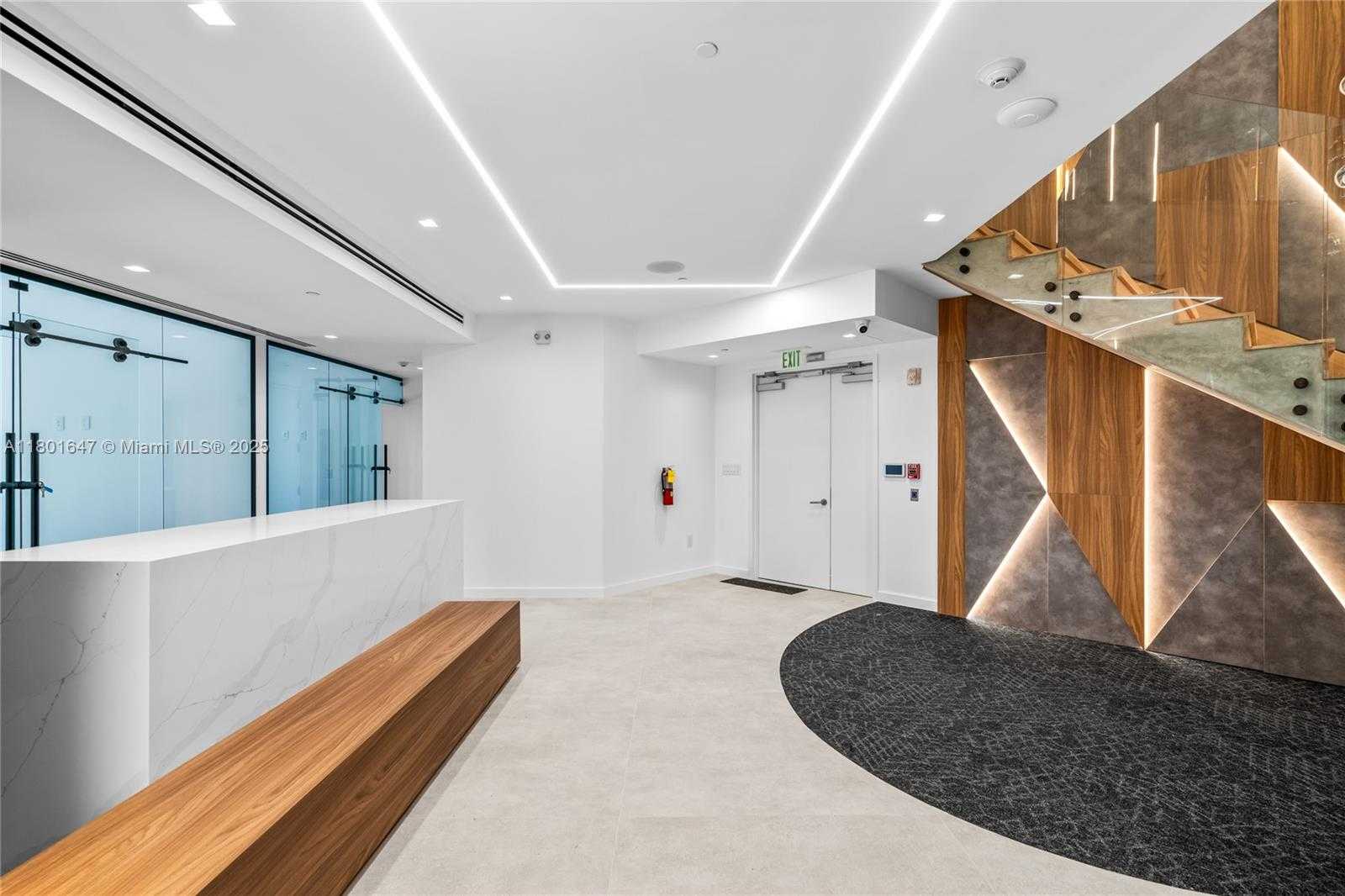 Small Image of 1300 BRICKELL BAY DR #CU6, Miami Number 22