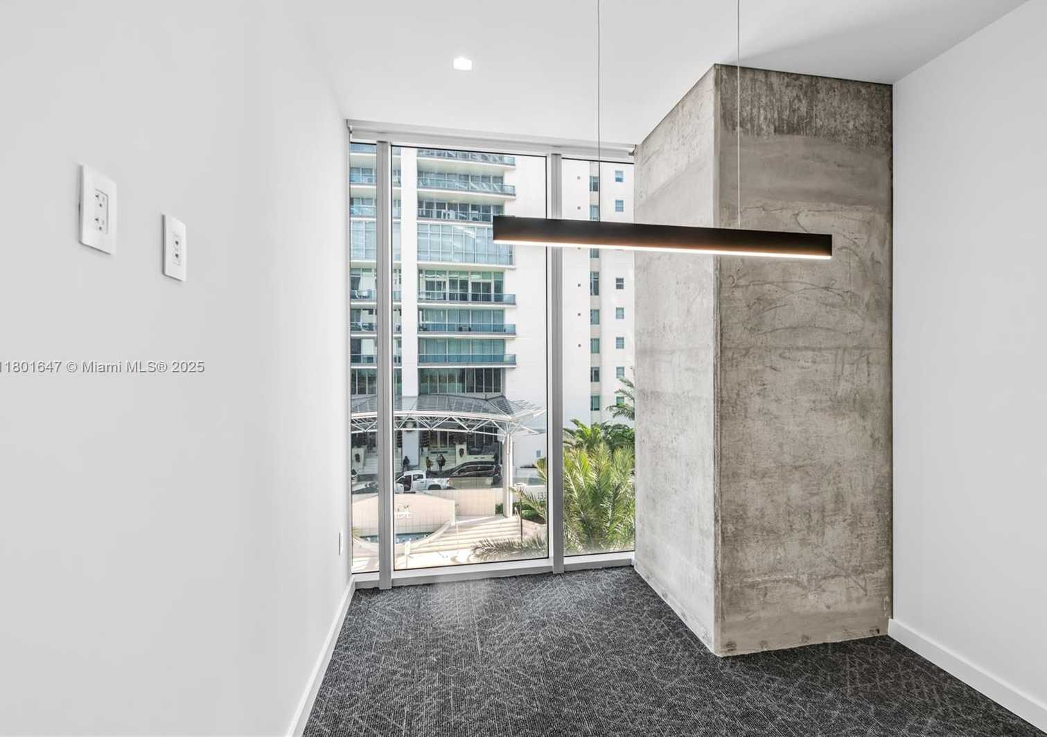 Small Image of 1300 BRICKELL BAY DR #CU6, Miami Number 32