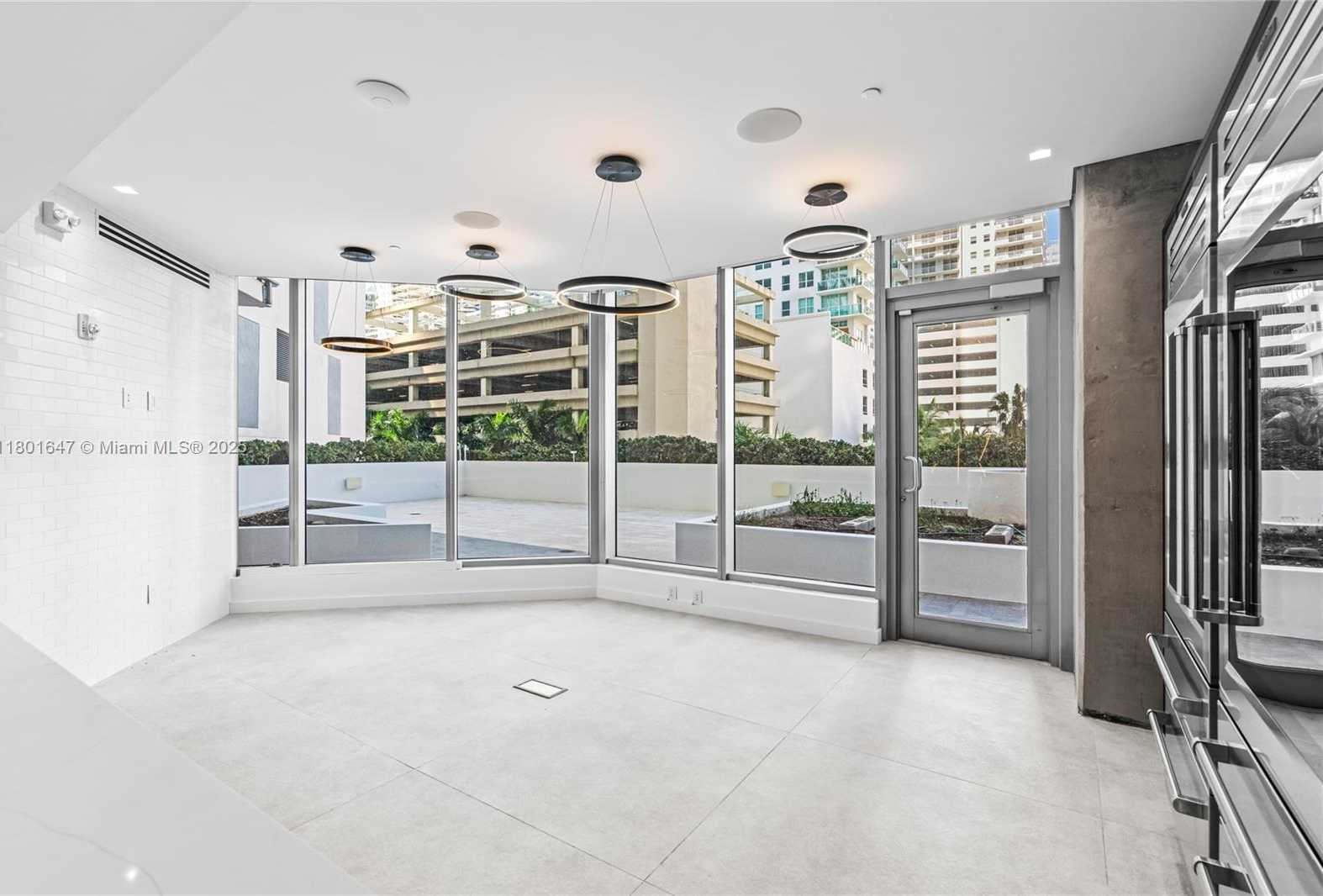 Small Image of 1300 BRICKELL BAY DR #CU6, Miami Number 42