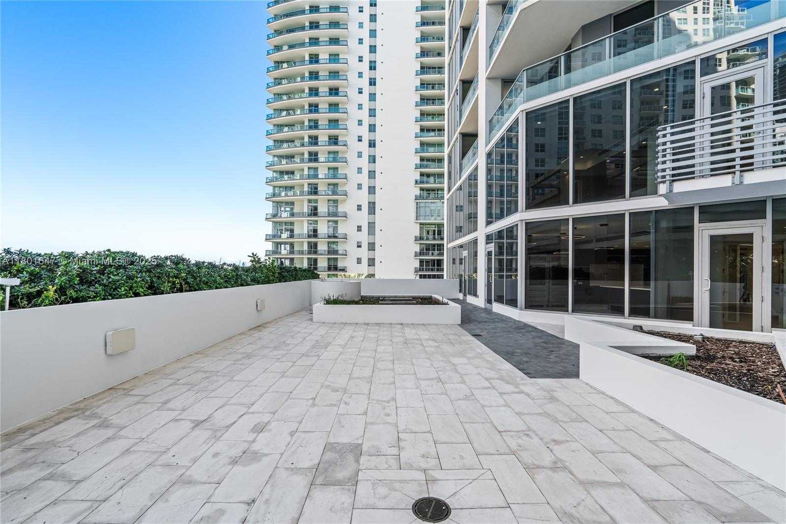 Small Image of 1300 BRICKELL BAY DR #CU6, Miami Number 48