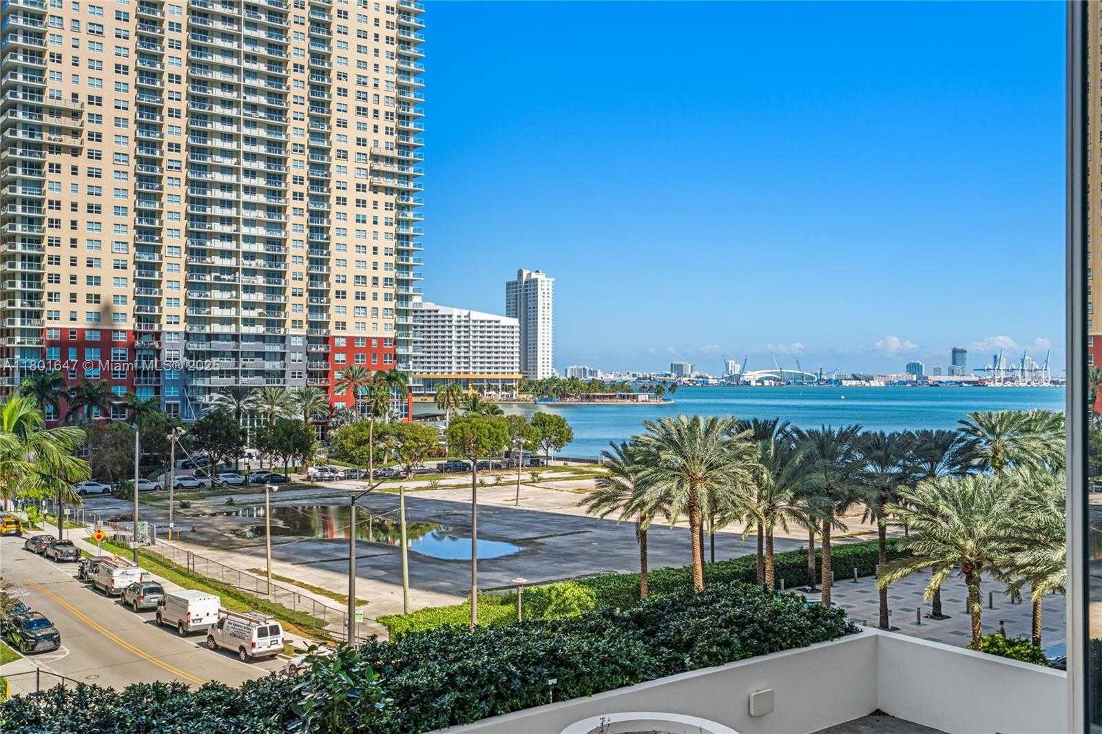 Small Image of 1300 BRICKELL BAY DR #CU6, Miami Number 55