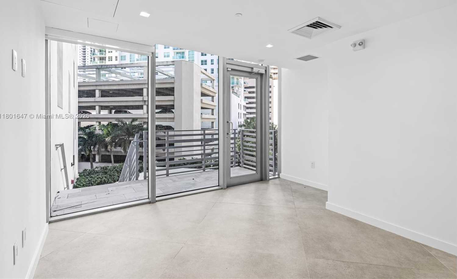 Small Image of 1300 BRICKELL BAY DR #CU6, Miami Number 57