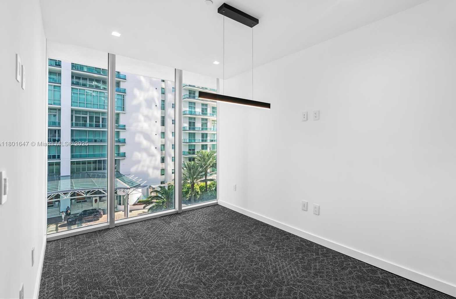 Small Image of 1300 BRICKELL BAY DR #CU6, Miami Number 79