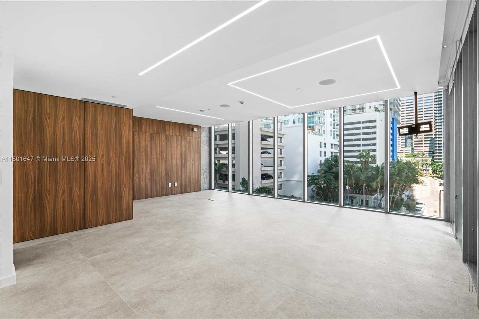 Small Image of 1300 BRICKELL BAY DR #CU6, Miami Number 85