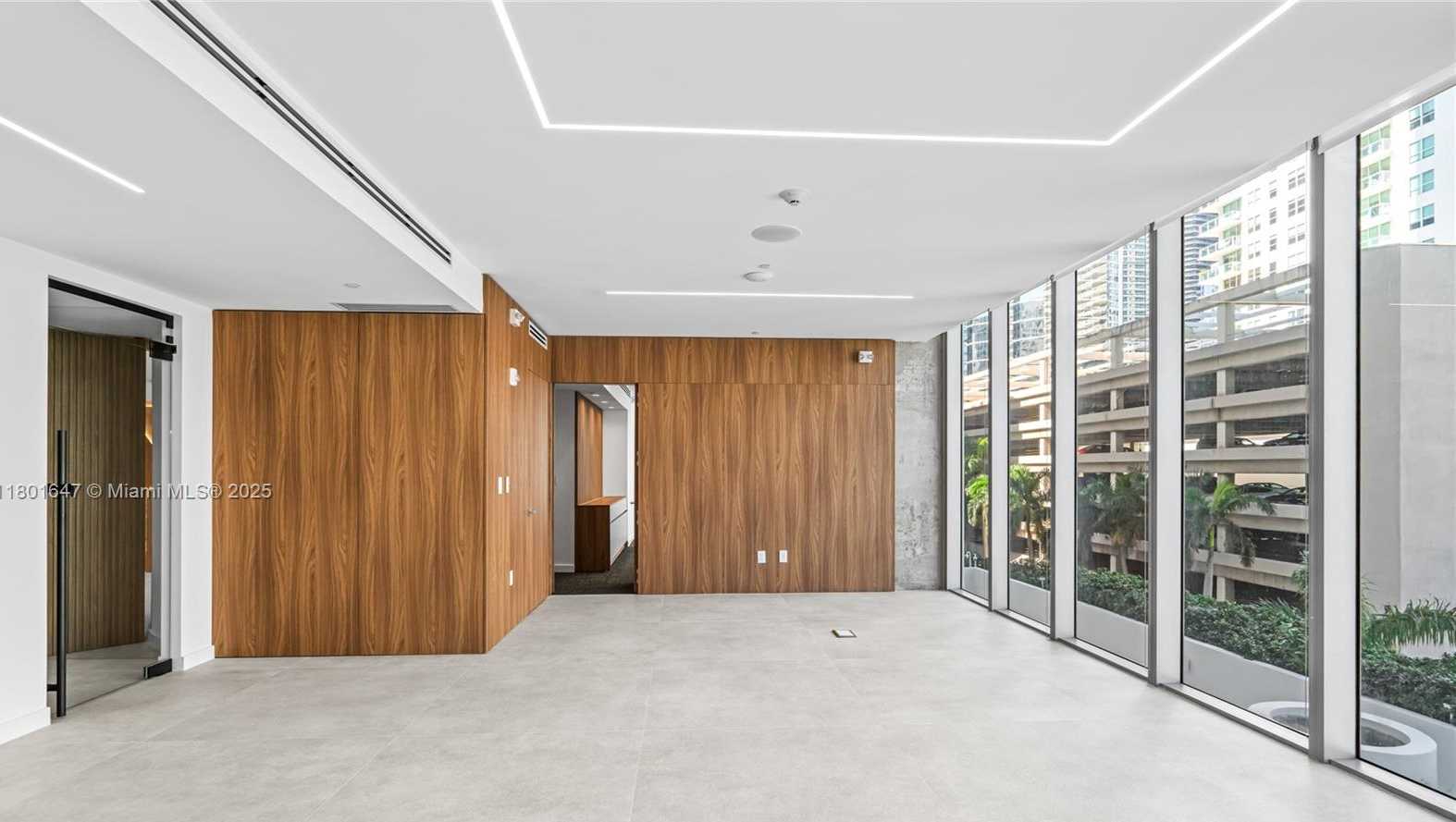 Small Image of 1300 BRICKELL BAY DR #CU6, Miami Number 87