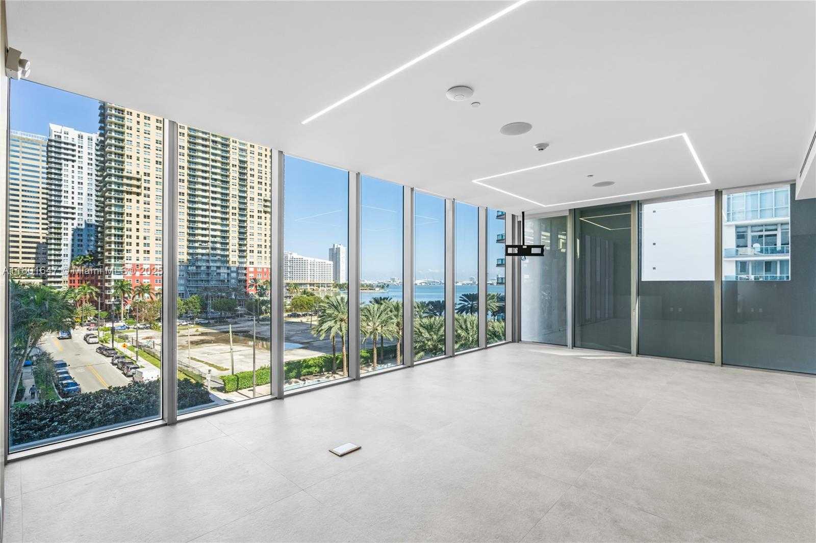 Small Image of 1300 BRICKELL BAY DR #CU6, Miami Number 88