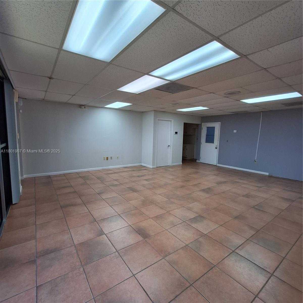 Small Image of 14250 SOUTH WEST 136TH ST #3, Miami Number 10