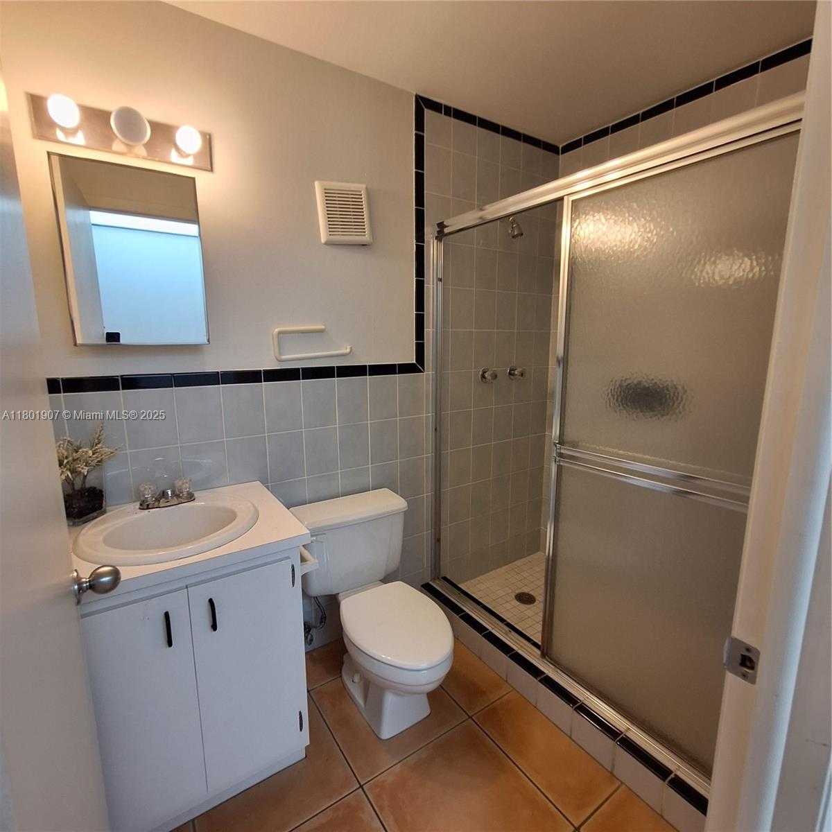 Small Image of 14250 SOUTH WEST 136TH ST #3, Miami Number 17