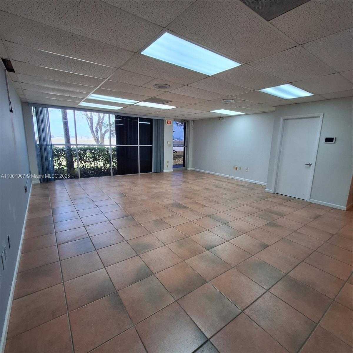 Small Image of 14250 SOUTH WEST 136TH ST #3, Miami Number 9