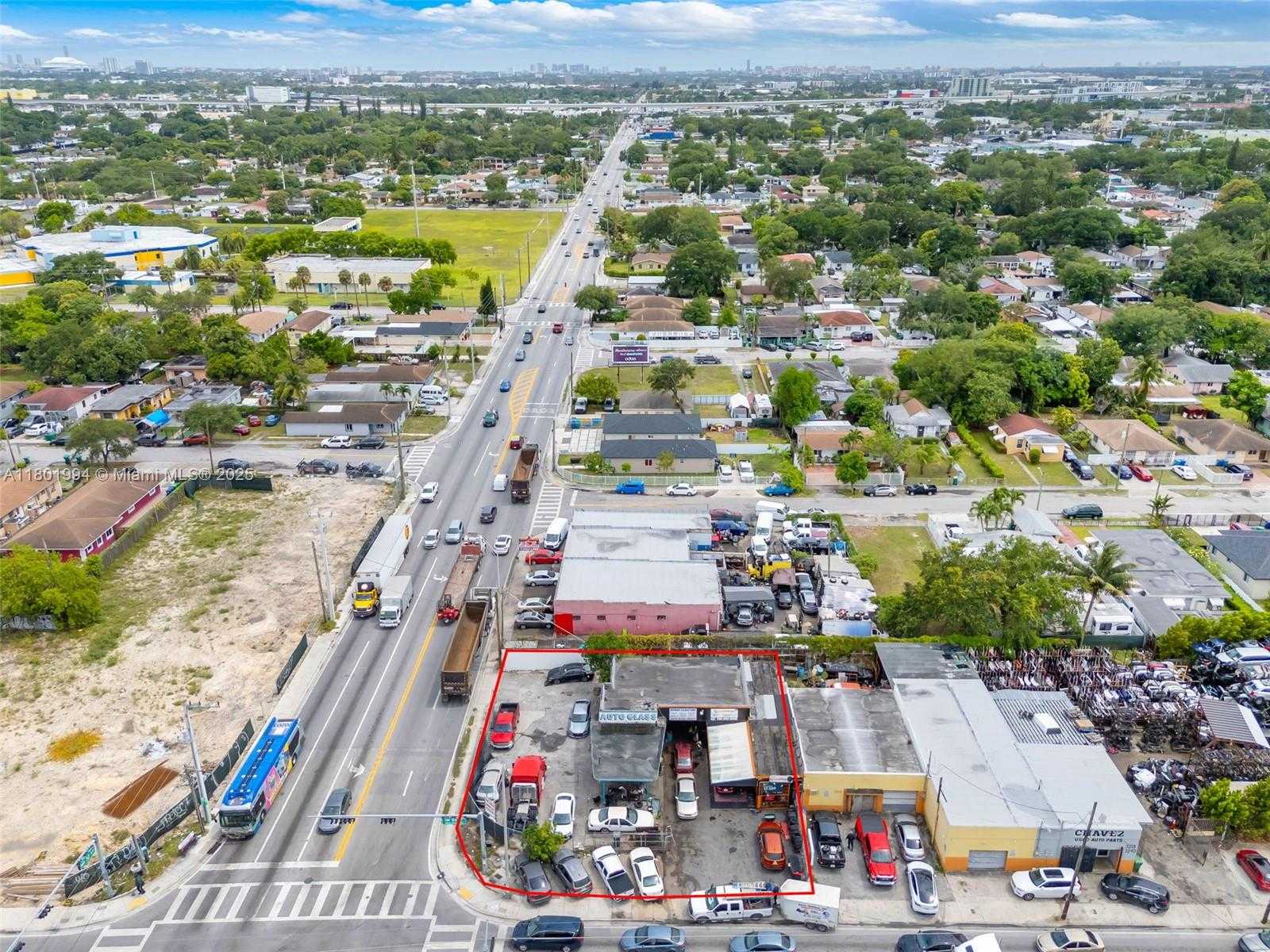 Small Image of 3200 NORTH WEST 54TH ST, Miami Number 16