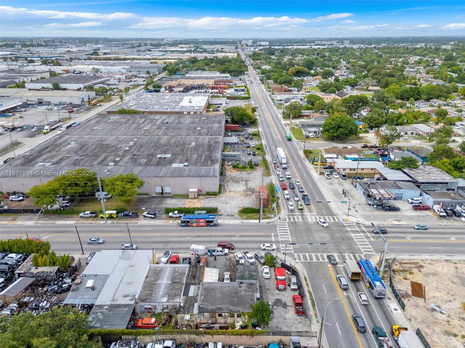 Small Image of 3200 NORTH WEST 54TH ST, Miami Number 21