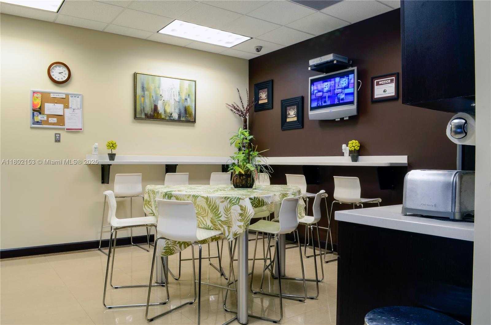 Small Image of 1931 NORTH WEST 150TH AVE #113, Pembroke Pines Number 4