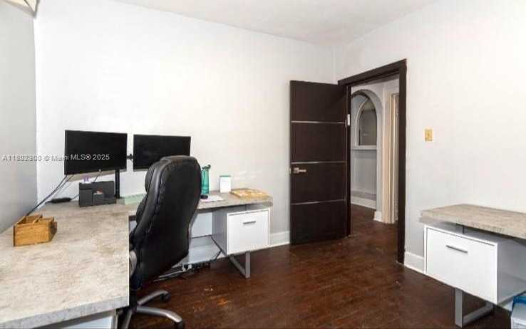 Small Image of 220 SOUTH WEST 16TH ST, Dania Beach Number 5