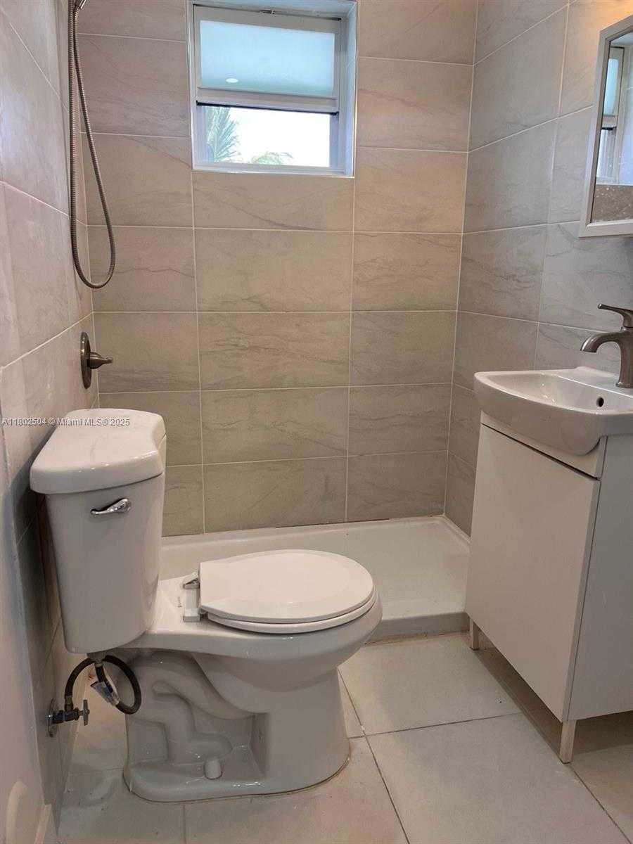 Small Image of 852 SOUTH WEST 13TH AVE, Miami Number 15