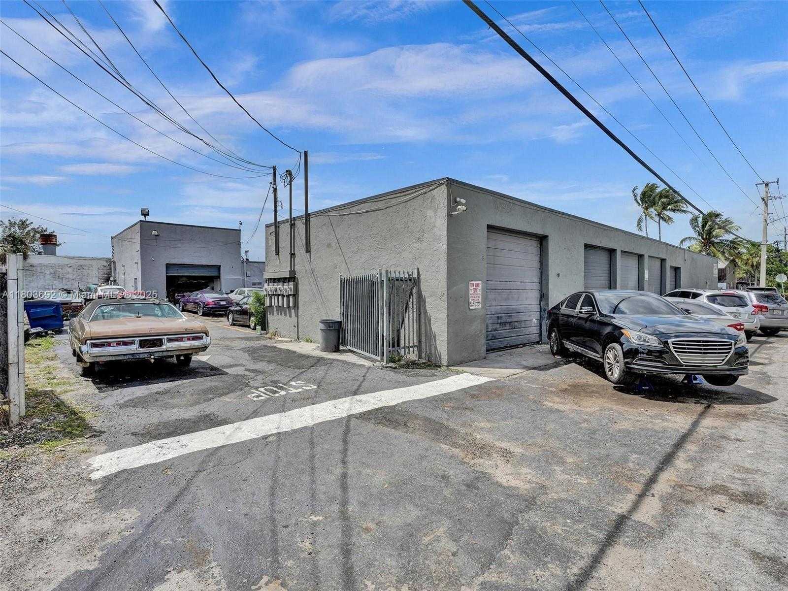 Small Image of 844 NORTH WEST 10TH TER, Fort Lauderdale Number 11