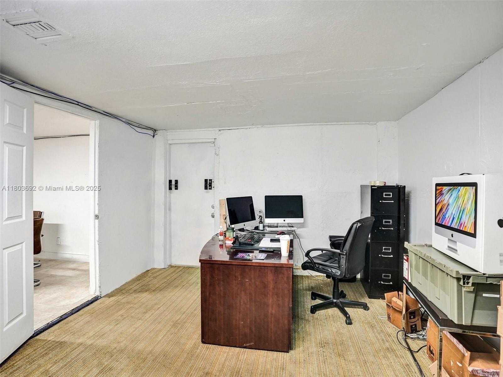 Small Image of 844 NORTH WEST 10TH TER, Fort Lauderdale Number 14