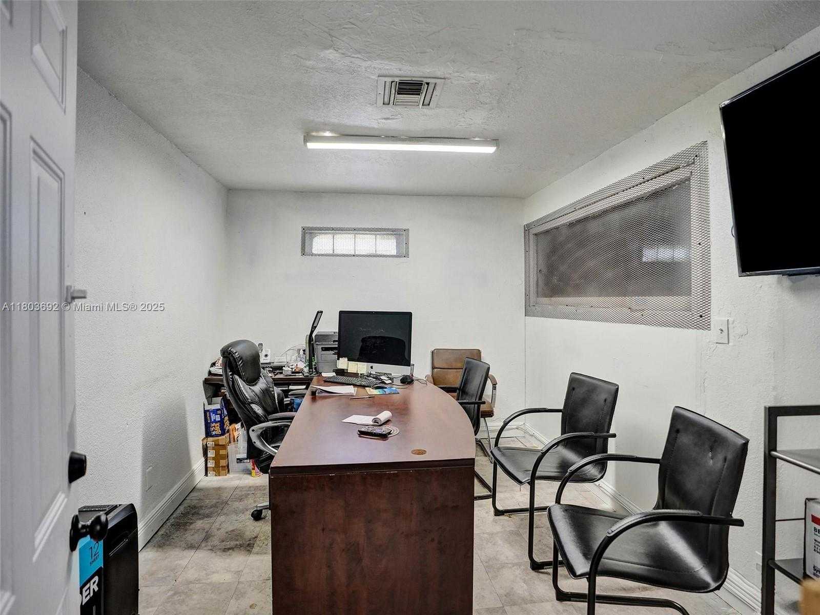 Small Image of 844 NORTH WEST 10TH TER, Fort Lauderdale Number 15